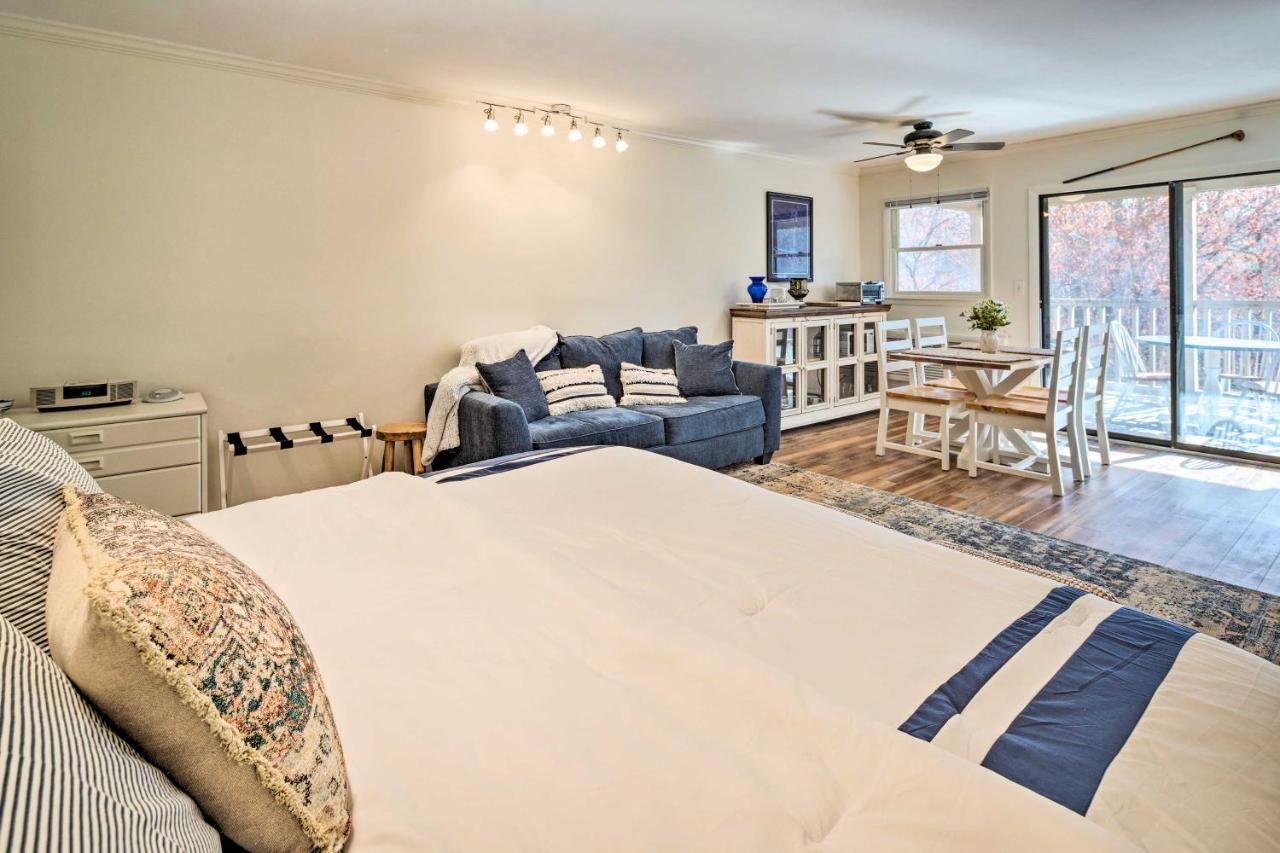Lake Lure Studio With Private Balcony And Pool Access! المظهر الخارجي الصورة