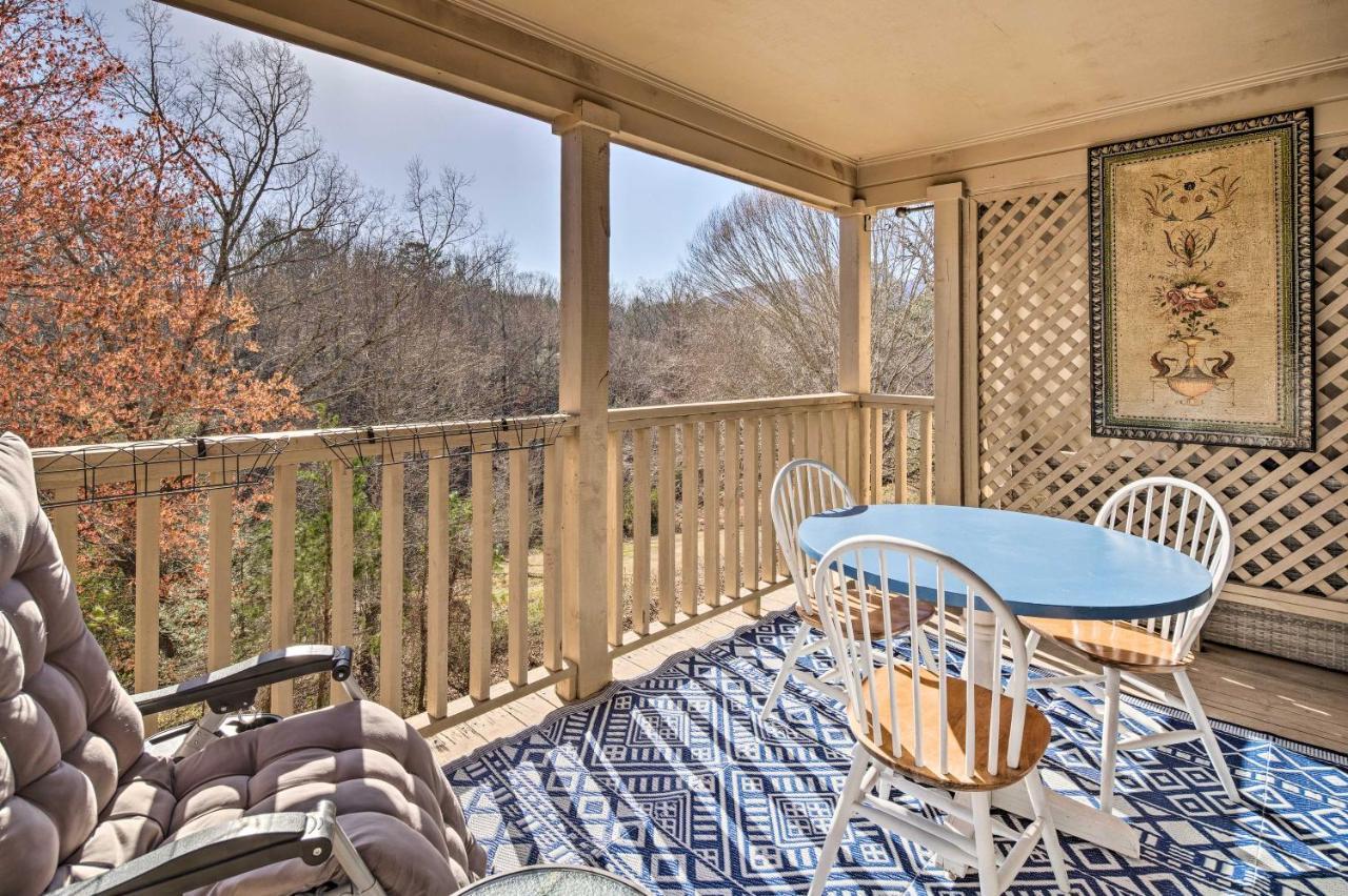 Lake Lure Studio With Private Balcony And Pool Access! المظهر الخارجي الصورة